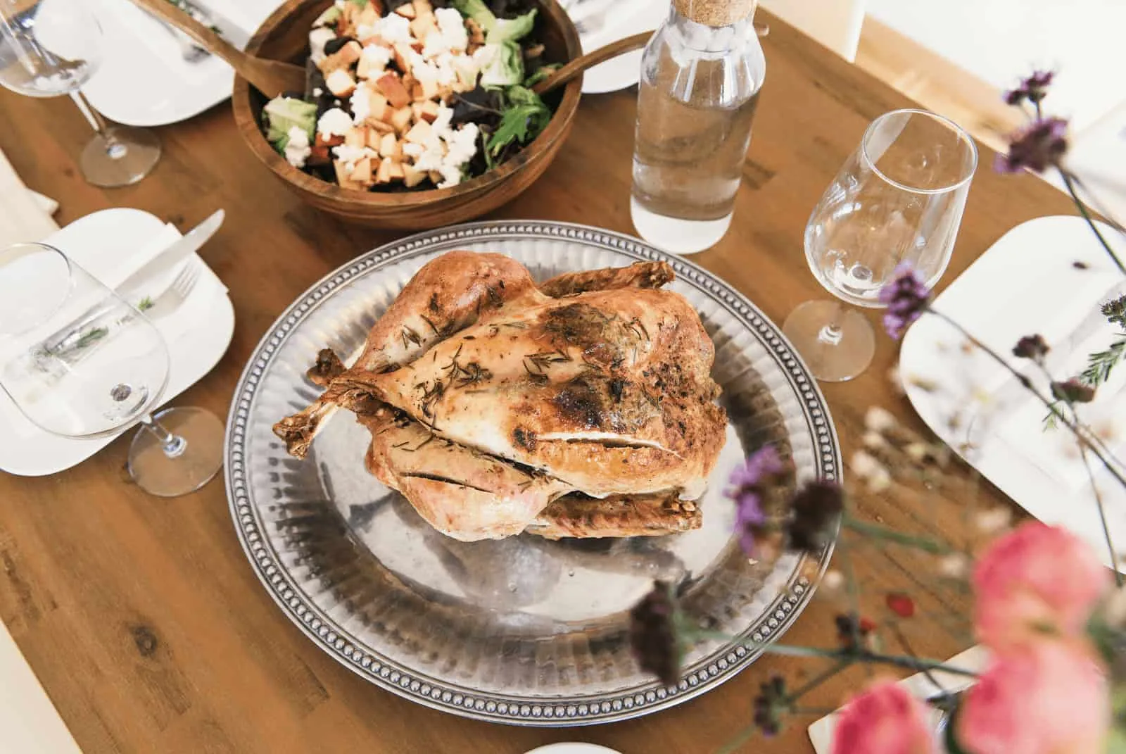 Navigating a Healthier Thanksgiving: Tips from Noom